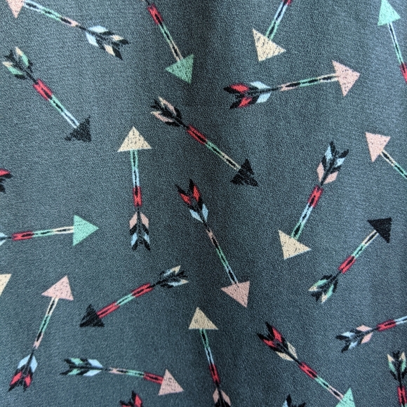 Torrid Georgette Button Back Top - Picture 5 of 6